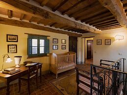 Holiday Home in Cortona With Swimming Pool