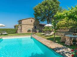 Holiday Home in Cortona With Swimming Pool