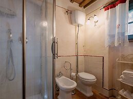 Holiday Home in Cortona With Swimming Pool