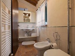 Holiday Home in Cortona With Swimming Pool