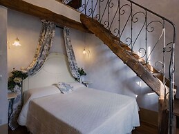 Holiday Home in Cortona With Swimming Pool