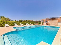 Beautiful Mobile Home in Banjole With Swimming Pool