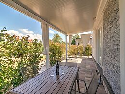 Beautiful Mobile Home in Banjole With Swimming Pool