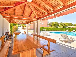 Beautiful Mobile Home in Banjole With Swimming Pool