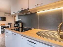 Beautiful Mobile Home in Banjole With Swimming Pool