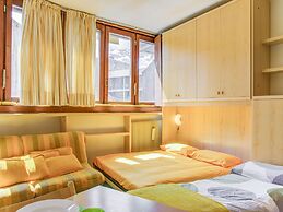 Apartment in Cervinia With Ski Access
