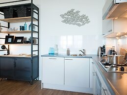 Modern Apartment in the Scheveningen Harbor