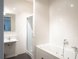 Appealing Apartment in Den Haag With Balcony