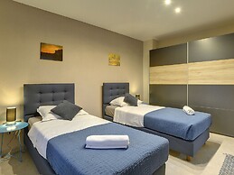 Super Modern Villa With Private Pool