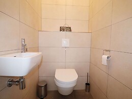 Lovely Holiday Home in Stavoren With Bubble Bath
