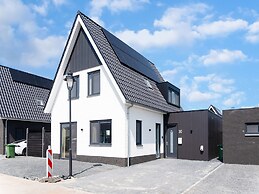 Holiday Home in Stavoren With Jetty