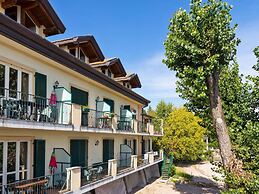 Residence Located on the Shores of Lake Maggiore