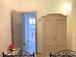 Belvilla by OYO Homely Villa in Noto With Terrace