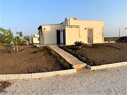 Belvilla by OYO Homely Villa in Noto With Terrace