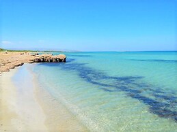 Belvilla by OYO Homely Villa in Noto With Terrace