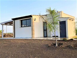 Belvilla by OYO Homely Villa in Noto With Terrace