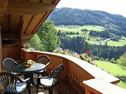 Delightful Apartment in Zell am Ziller With a View