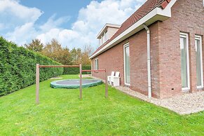 Captivating Holiday Home in Zeewolde near Forest