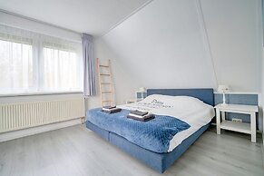Captivating Holiday Home in Zeewolde near Forest