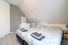 Captivating Holiday Home in Zeewolde near Forest