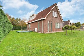 Captivating Holiday Home in Zeewolde near Forest