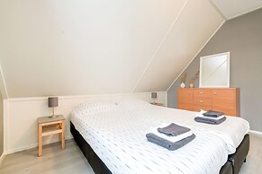 Captivating Holiday Home in Zeewolde near Forest