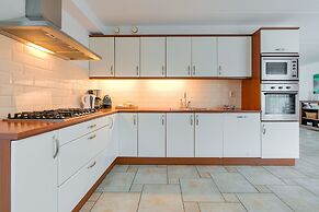 Captivating Holiday Home in Zeewolde near Forest