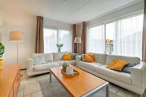 Captivating Holiday Home in Zeewolde near Forest