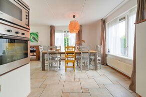 Captivating Holiday Home in Zeewolde near Forest