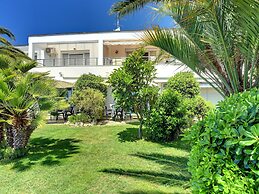 Scenic Apartment With Garden in Medulin