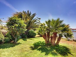 Scenic Apartment With Garden in Medulin