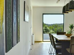 Comfortable, Stylish, Detached Villa With Garden, Private Pool, Near t