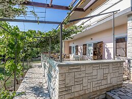 Alluring Apartment in Medulin near Beach