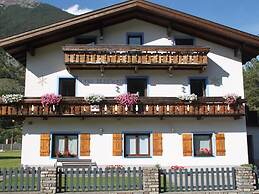 Apartment With a Shared Sauna in Bichlbach
