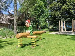 Nice Chalet With Dishwasher, Near Efteling