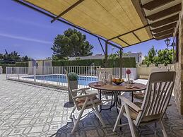 Charming Holiday Home in Calpe With Barbeque