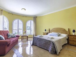 Charming Holiday Home in Calpe With Barbeque