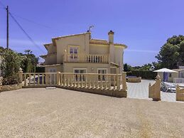 Charming Holiday Home in Calpe With Barbeque