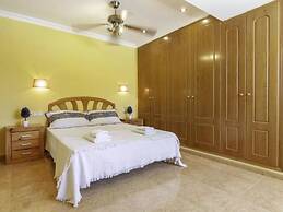 Charming Holiday Home in Calpe With Barbeque