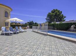 Charming Holiday Home in Calpe With Barbeque