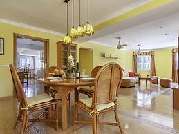 Charming Holiday Home in Calpe With Barbeque