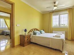 Charming Holiday Home in Calpe With Barbeque