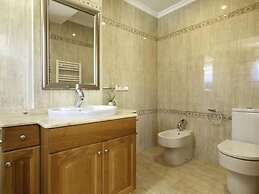 Charming Holiday Home in Calpe With Barbeque