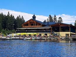 Sunny, Modern Furnished Apartment Your Favourite Place to Relax