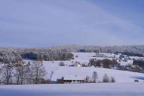 Sunny, Modern Furnished Apartment Your Favourite Place to Relax