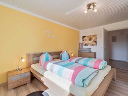 Sunny, Modern Furnished Apartment Your Favourite Place to Relax