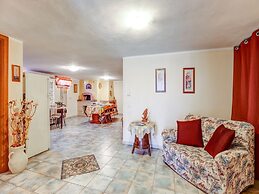 Belvilla by OYO Casa Melis