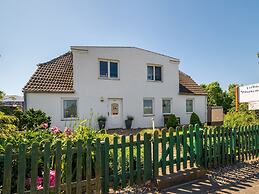 Alluring Holiday Home in Pepelow near Sea Beach & Water Sports