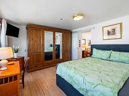 Alluring Holiday Home in Pepelow near Sea Beach & Water Sports