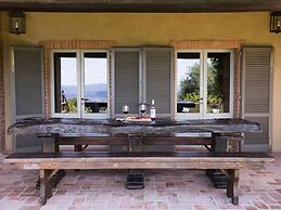 Belvilla by OYO Villa Melograno